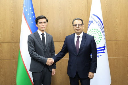 Тошкентда қаровсиз гўдакни қутқариб қолган талаба тақдирланди