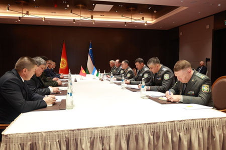 Samarqandda Markaziy Osiyo davlatlari mudofaa vazirlari uchrashdi