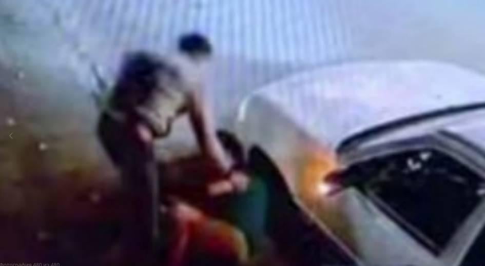 Тошкентда 29 ёшли ҳайдовчи 60 ёшли эркакни калтаклади