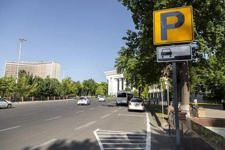 Пойтахтдаги пулли тўхташ жойлари тарифлари қайта кўриб чиқилиши керак — ХДП