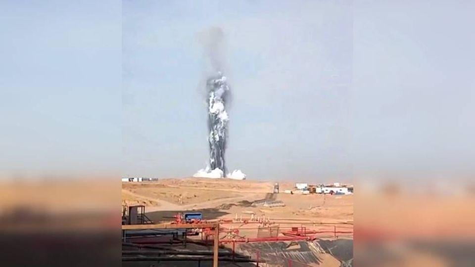 Бойсун газ конидан яна кучли оқим кўтарилгани акс этган видео тарқалмоқда