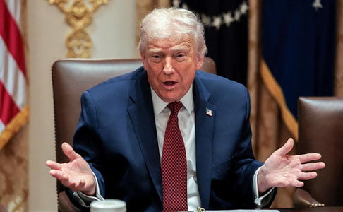 Трамп Украинадаги вазиятлар фонида Учинчи жаҳон уруши хавфи ҳақида огоҳлантирди