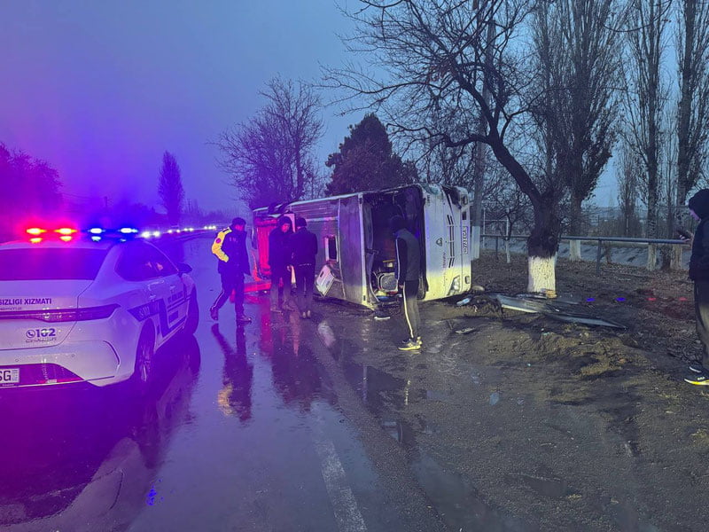 Янгийўл туманида “Тошкент–Душанбе” автомобиль йўлида ЙТҲ содир бўлди