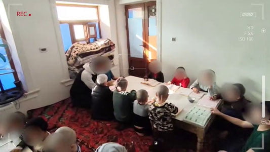 Намангандa болаларга ноқонуний диний таълим берган эркак ушланди