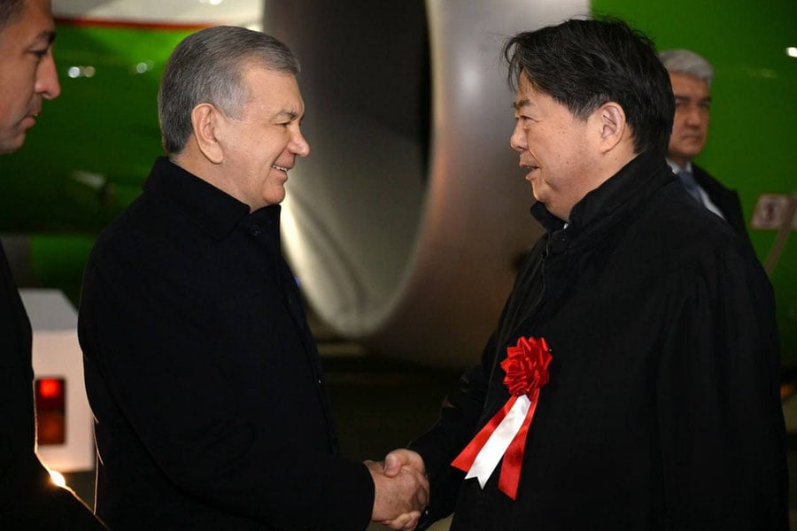Shavkat Mirziyoyev rasmiy tashrif bilan Tokio shahriga bordi