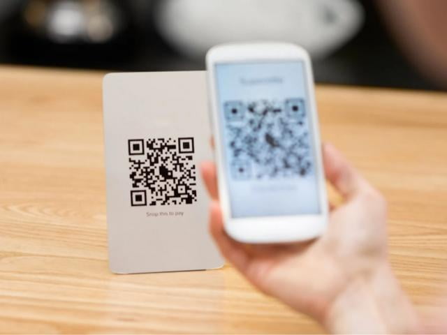 1 январдан QR-кодсиз ишлаган ЙТТ ва ўзини ўзи банд қилганларга жарима қўлланади