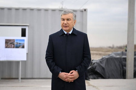 Президент Янги Тошкентда янги кўприк ва метро инфратузилмаси қурилишини кўздан кечирди