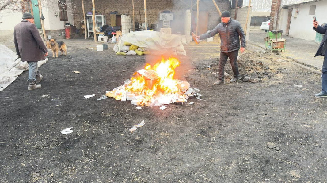 Namanganda 32 mln so‘mlik tamaki yoqib yuborildi