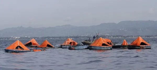 Filippinda 350 nafar yo'lovchisi bo'lgan parom cho‘kib ketdi